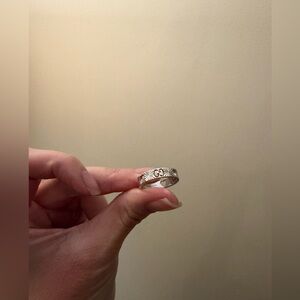 gucci authentic fine jewelry 18k white gold